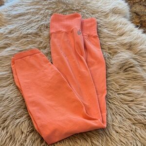 FP Movement Good Karma 7/8 leggings. Coral color size XS/s. Like new!